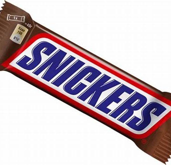 SNICKERS 50g Шоколадов десерт